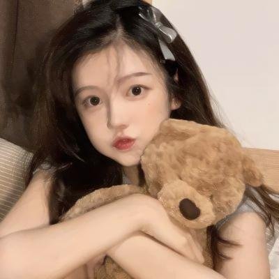 黑影窥窗
